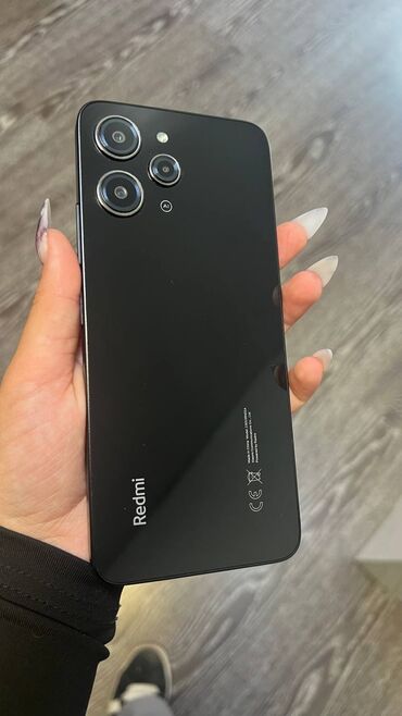телефон пока x3: Xiaomi, Redmi 12, Б/у, 128 ГБ, цвет - Черный, 2 SIM