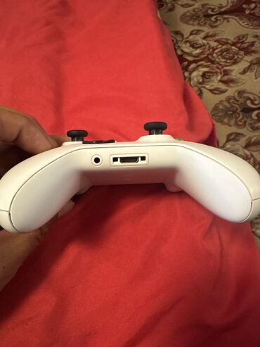 Xbox Series S: Продаю Xbox one s, 1 ТБ. в отличном состоянии. Один джойстик не at lalafo.kg — 10 Xbox Series S: Продаю Xbox one s, 1 ТБ. в отличном состоянии. Один джойстик не — 10