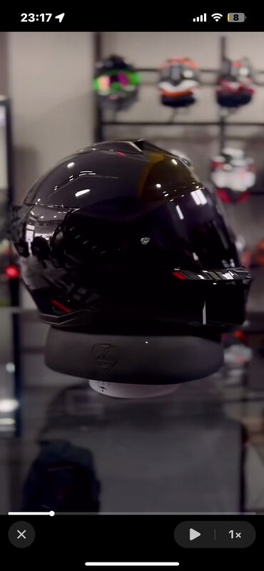 kuba motor: Shark skwal i3 kask satılır 2 ayın kaskasıdır yüngül cızıqları var