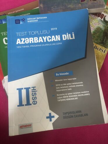 hüquq kitabları: Azerbaycan dili 4 manat Cografiya el vurulmamışdır 6man Zefer tarixi