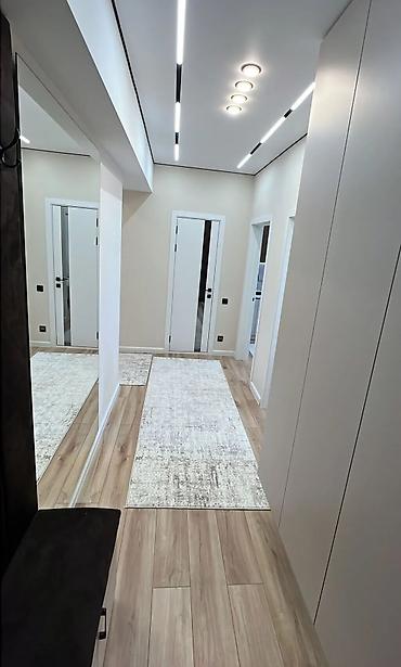 Долгосрочная аренда квартир: 3 комнаты, С мебелью полностью — 10