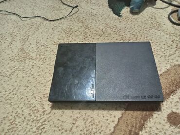 ram yaddaş: Ps2 sony modeli arginal 4 dənə pultu tam işlek heç bir prablemi yoxdu