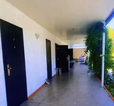 Отели и хостелы: Продается мини отель в городе Чолпон Ата.Отель построен на 2 участках — 8