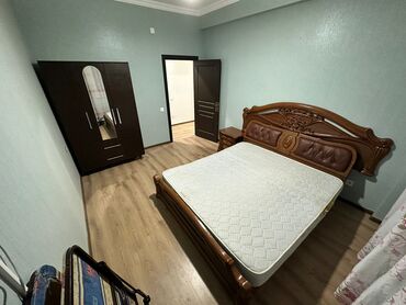 Uzunmüddətli kirayə mənzillər: Ev kiraye verilir, Hövsan mida 2 bina 17 mənzil 27,8ci mertebe, 3otaq — 4