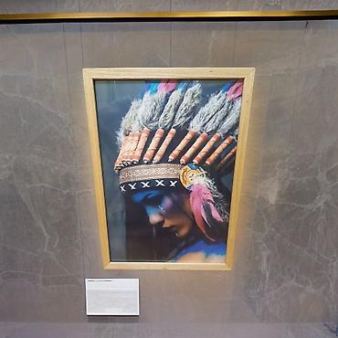 Kişi geyimləri: Tablo 

ölçü 21x30 — 4