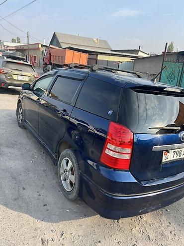 Toyota WISH: 2004 г., 1.8 л, Автомат, Бензин, Минивэн