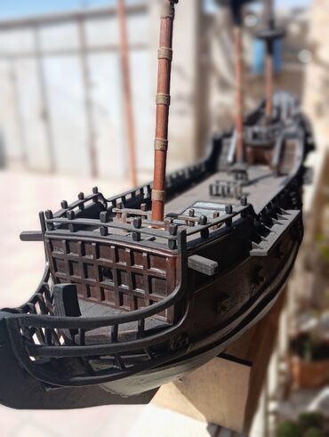 Əfsanəvi Qara mirvari gəmisi Hazırlanan gəmi modeli sırf certiyojlar