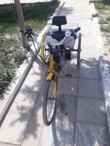 3 tekerli velosipedler: Yeni Şəhər velosipedi