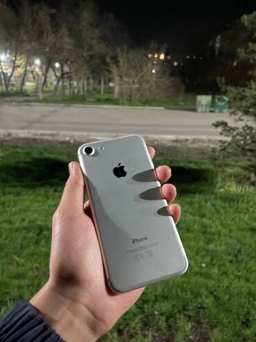 naushniki apple iphone 5s: IPhone 7, Б/у, 32 ГБ, Серебристый, 100 %