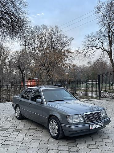 Mercedes-Benz: Mercedes-Benz E-Class: 1993 г., 2.8 л, Автомат, Бензин, Седан — 3
