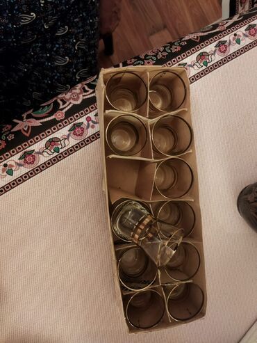 бутыль 50 литров: Стаканы, цвет - Золотой, Стекло, Набор из 12 шт.