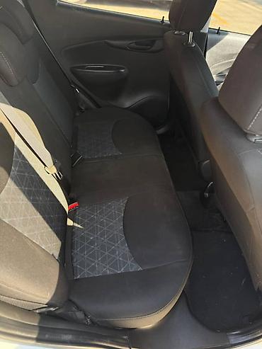 5: Chevrolet Spark: 2019 г., 1 л, Автомат, Бензин, Хэтчбэк — 8