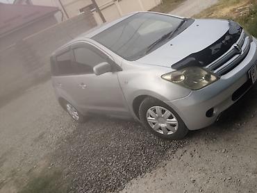 Toyota Ist: 2003 г., 1.3 л, Автомат, Бензин, Хэтчбэк