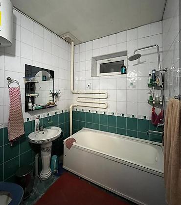 Продажа коттеджей и домов: Продается 2 х этажный дом в районе резиденции.! - Два уровня — 7