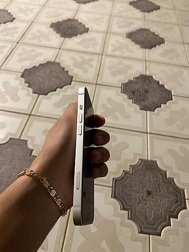 işlənmiş iphone: IPhone 13, 128 GB, Ağ, Simsiz şarj — 4