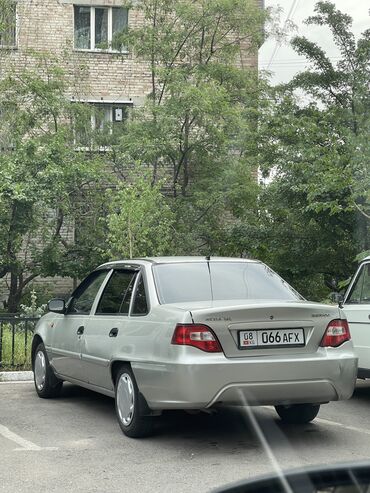 легаси механика: Daewoo Nexia: 2008 г., 1.6 л, Механика, Бензин, Седан