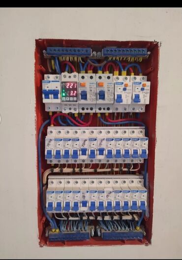 Электрики: Электрик | Демонтаж электроприборов, Прокладка, замена кабеля 1-2 года опыта