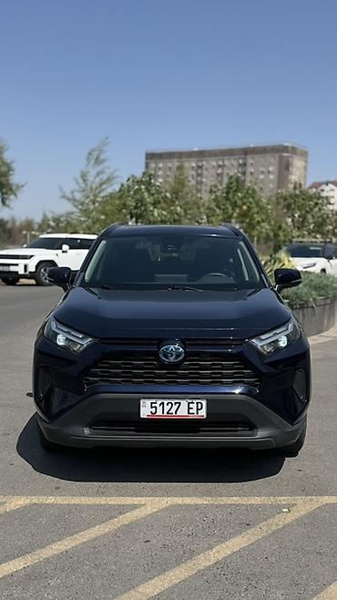 byd e2 2024: Toyota RAV4: 2022 г., 2.5 л, Автомат, Гибрид, Кроссовер — 1