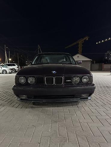 обмен е 34: BMW 5 series: 1991 г., 3.2 л, Механика, Бензин, Седан — 2
