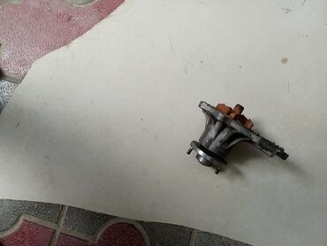 Sbor motorlar və silindr başlıqları: ISUZU dizel mühərriki üçün komple silindr başlığı və əlavə hissələr - — 32