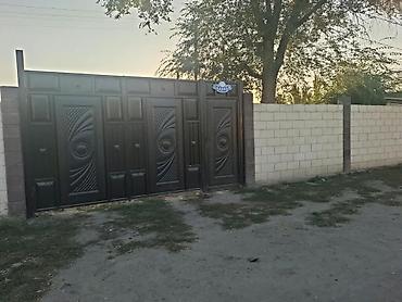 Продаётся жилой дом в городе Каракол (пристань) есть хоз постройки at lalafo.kg Продаётся жилой дом в городе Каракол (пристань) есть хоз постройки