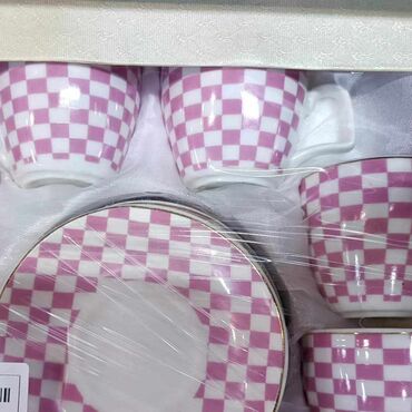 Kompleti posuđa: Soljice i tacne set 4000, 3000, 2500 i 3300 imamo — 2