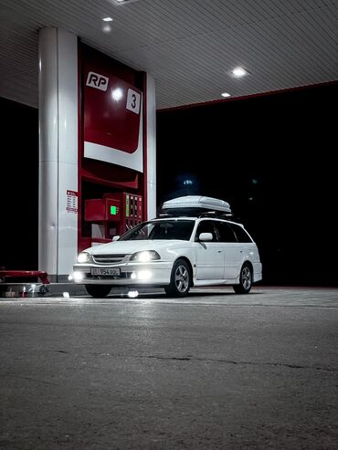 Toyota: Toyota Caldina: 2000 г., 2 л, Автомат, Бензин, Универсал