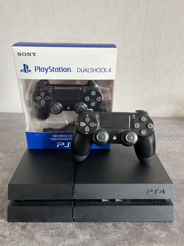 PS4 (Sony PlayStation 4): Продается пс4 3/3.Память 500гб.Приставка в отличном состоянии не шумит