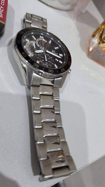casio edifice: Təzədir 390₼ alınıb bilən bilir saatı Orginaldır təcili satılır. Casio — 2