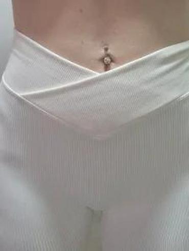 Helanke, biciklistički šortsevi: Ženske rebraste helanke – belo - Model sa V/“crossover” pojasom — 20