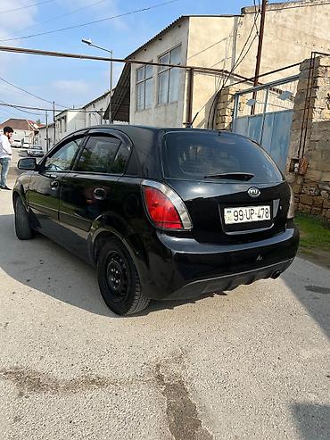 kia bango: Kia Rio (hatchback), qara rəng - Kuzov: 5 qapılı hatchback, qara - — 9