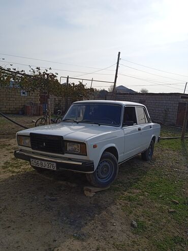 VAZ (LADA): VAZ (LADA) 2107: 1.5 l | 2004 il 2000 km Sedan