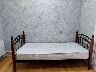 Çarpayılar: Təknəfərlik çarpayı, Bazasız, Matras ilə, Siyirməsiz