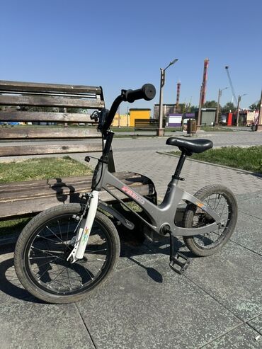 велосипед за 5.000: Продаю детский велосипед Prego в отличном состоянии. Колеса 16 дюмов