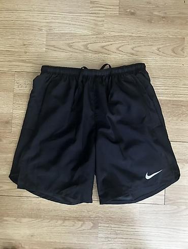 не подошли: Продаю оригинальные шорты Nike так как не подошли по размеру — 1
