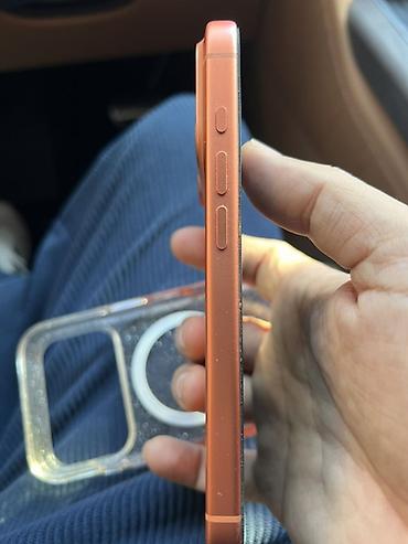john wick: IPhone 17 Pro, Б/у, 1 ТБ, Оранжевый, Чехол, 93 % — 4