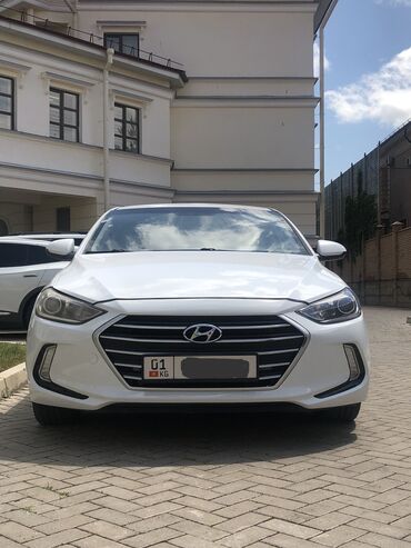 Hyundai: Hyundai Elantra: 2016 г., 2 л, Типтроник, Бензин, Седан