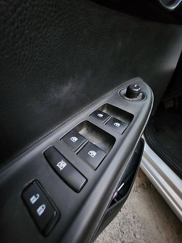 bud e9: Chevrolet Spark: 2016 г., 1 л, Автомат, Бензин, Хэтчбэк — 4