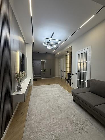 продаю кв пишпек: Студия, 49 м², Золотой квадрат Индивидуалка, 2 этаж, Дизайнерский ремонт — 1