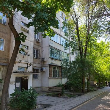 дешёвый квартиры: 3 комнаты, 60 м², 105 серия, 3 этаж, Косметический ремонт