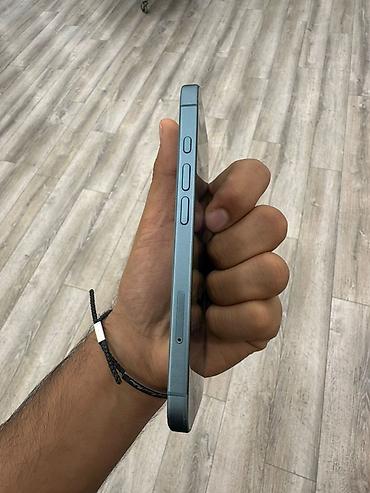 telefin: IPhone 16, 128 GB — 5
