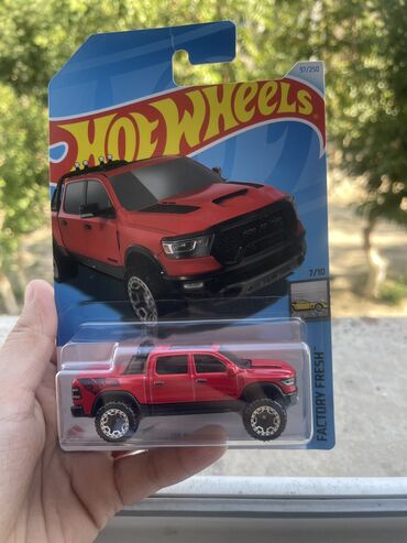 ortepedik uşaq kedləri: Hot wheels