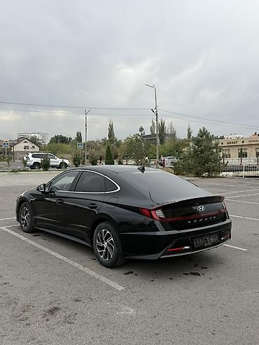 дисп: Hyundai Sonata: 2022 г., 2 л, Бензин, Седан — 4