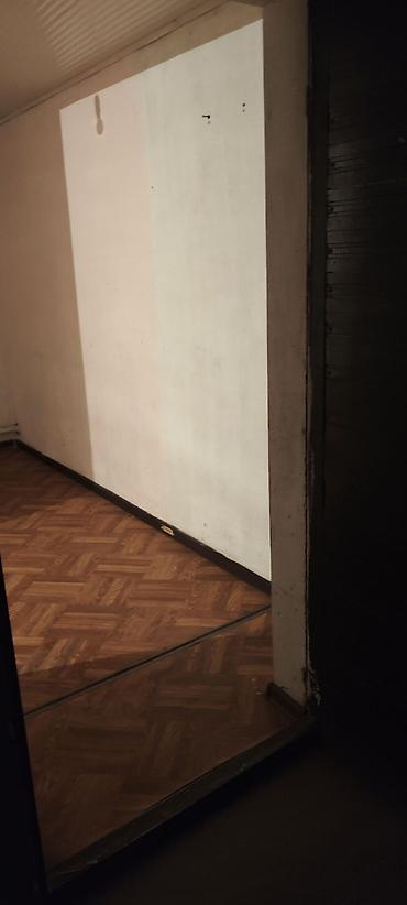 Үйлөр: 30 м², 2 бөлмө, Салам-Алик ж/м, Балдарсыз түгөйлөргө — 2