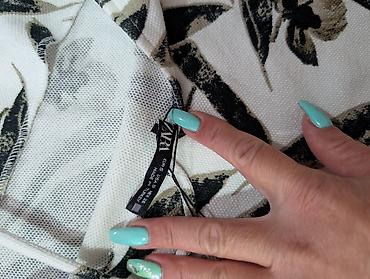 comma pantalone: Komplet pantalone + top bez rukava, sa printom tropskih listova i — 5