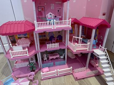 Digər uşaq mebeli: Böyük kukla evi dəsti - 3 mərtəbəli, bir neçə balkon və terraslı — 10