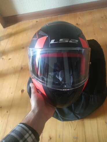 fiber: LS2 Rapid F353. (S)ölçü Vizörda cızıq belə yoxdu kask idealdı