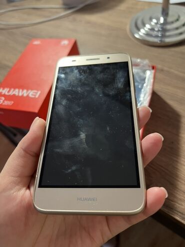 прошивка телефона: Huawei Y3, Б/у, цвет - Золотой