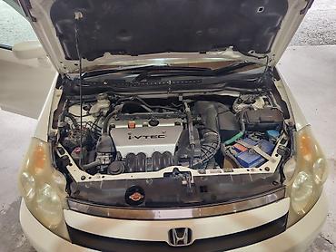 Продажа авто: Honda Stream: 2005 г., 2 л, Автомат, Бензин, Универсал — 10