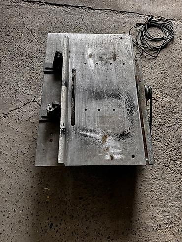 taxta kəsən makina: Ağac emalı üçün elektriklə işləyən universal dəzgah - Üst hissədə — 4